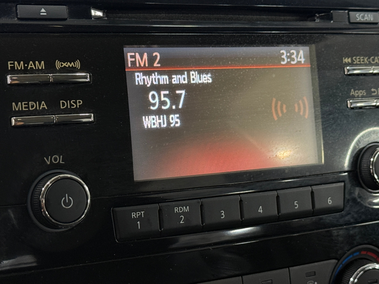 Thumbnail: 2016 Nissan Rogue - 4