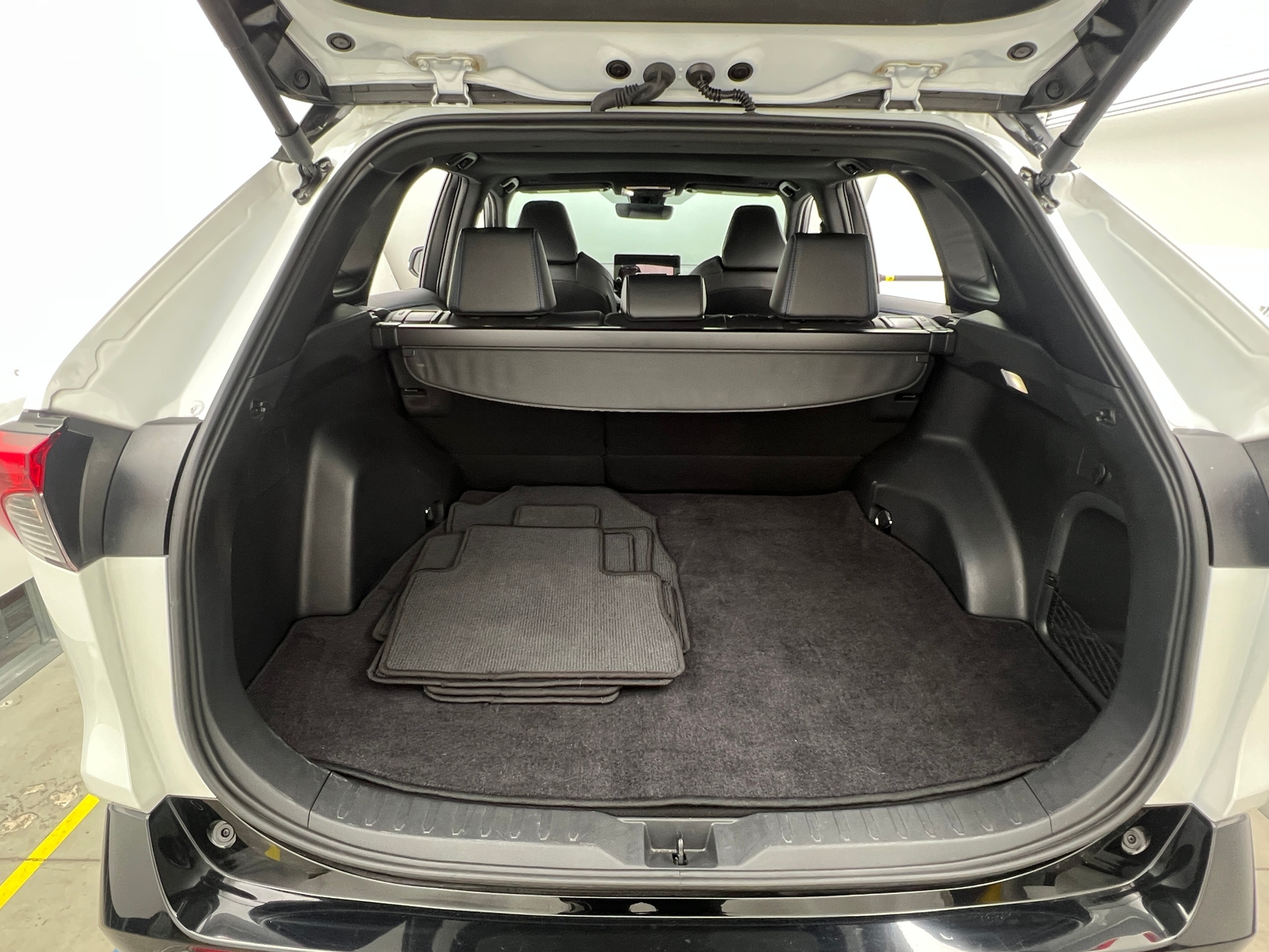 Thumbnail: 2024 Toyota RAV4 - 6