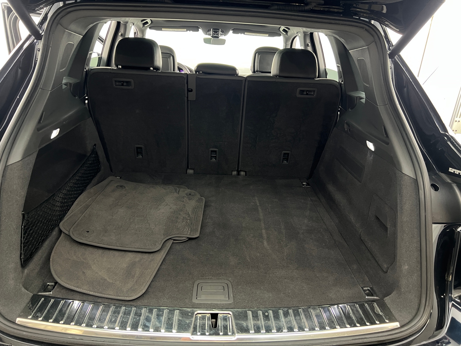 Thumbnail: 2022 Porsche Cayenne - 6