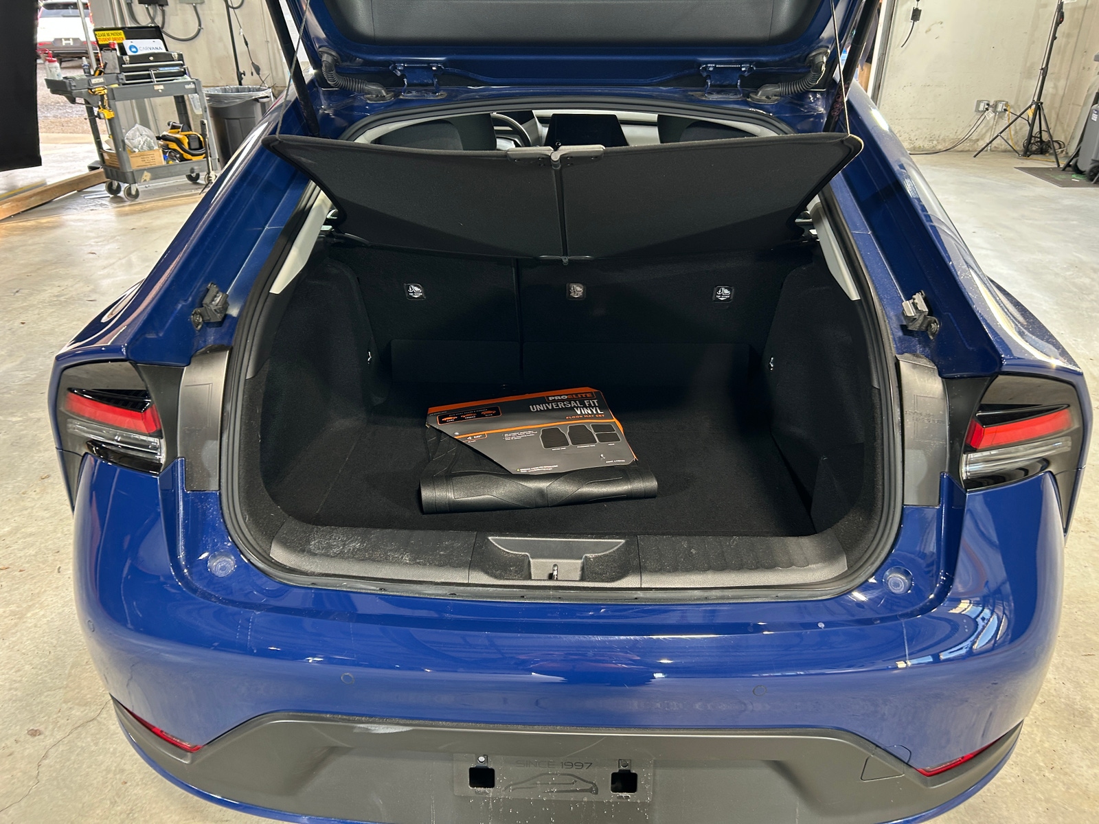 Thumbnail: 2025 Toyota Prius - 7