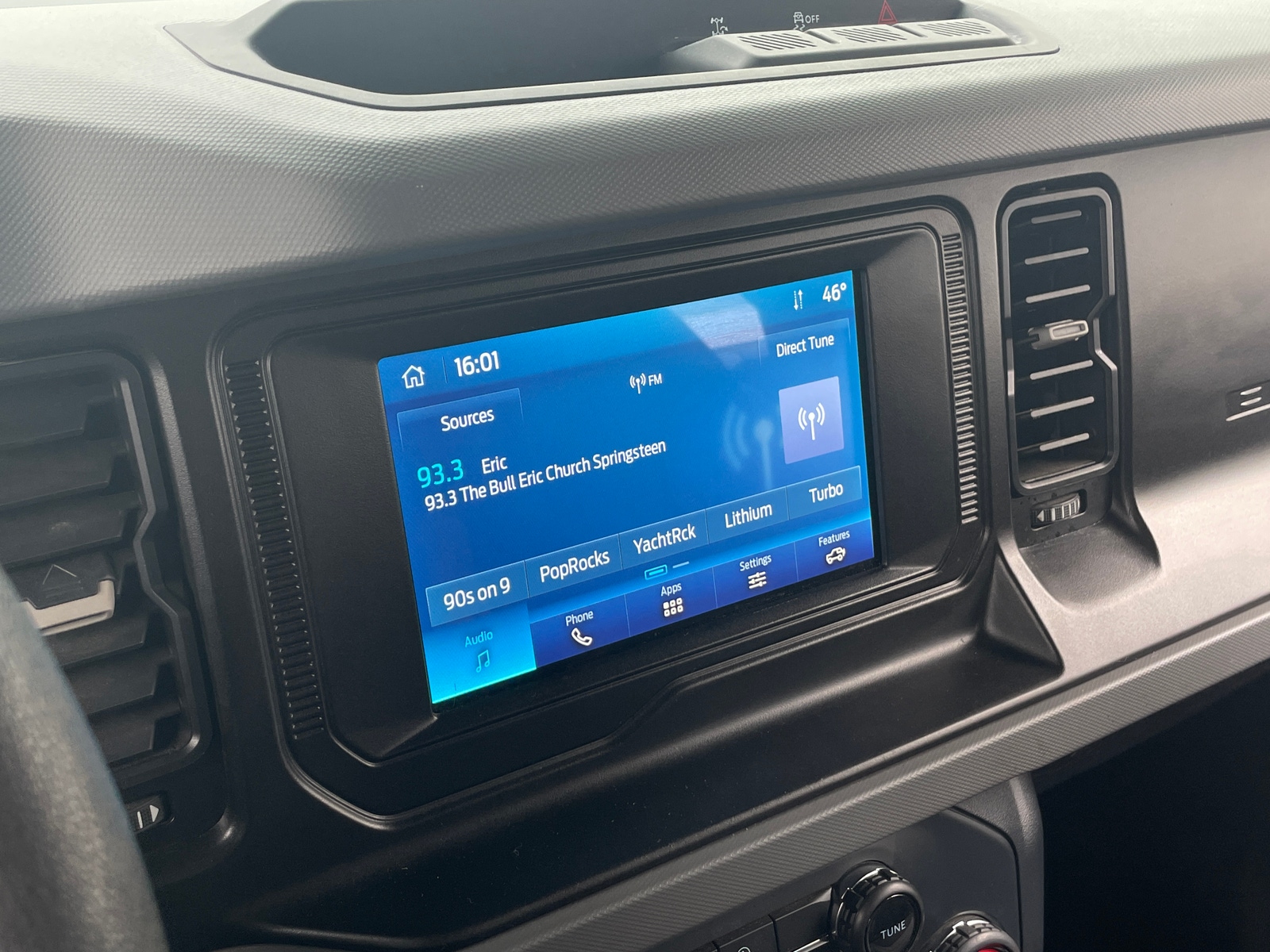 Thumbnail: 2022 Ford Bronco - 4