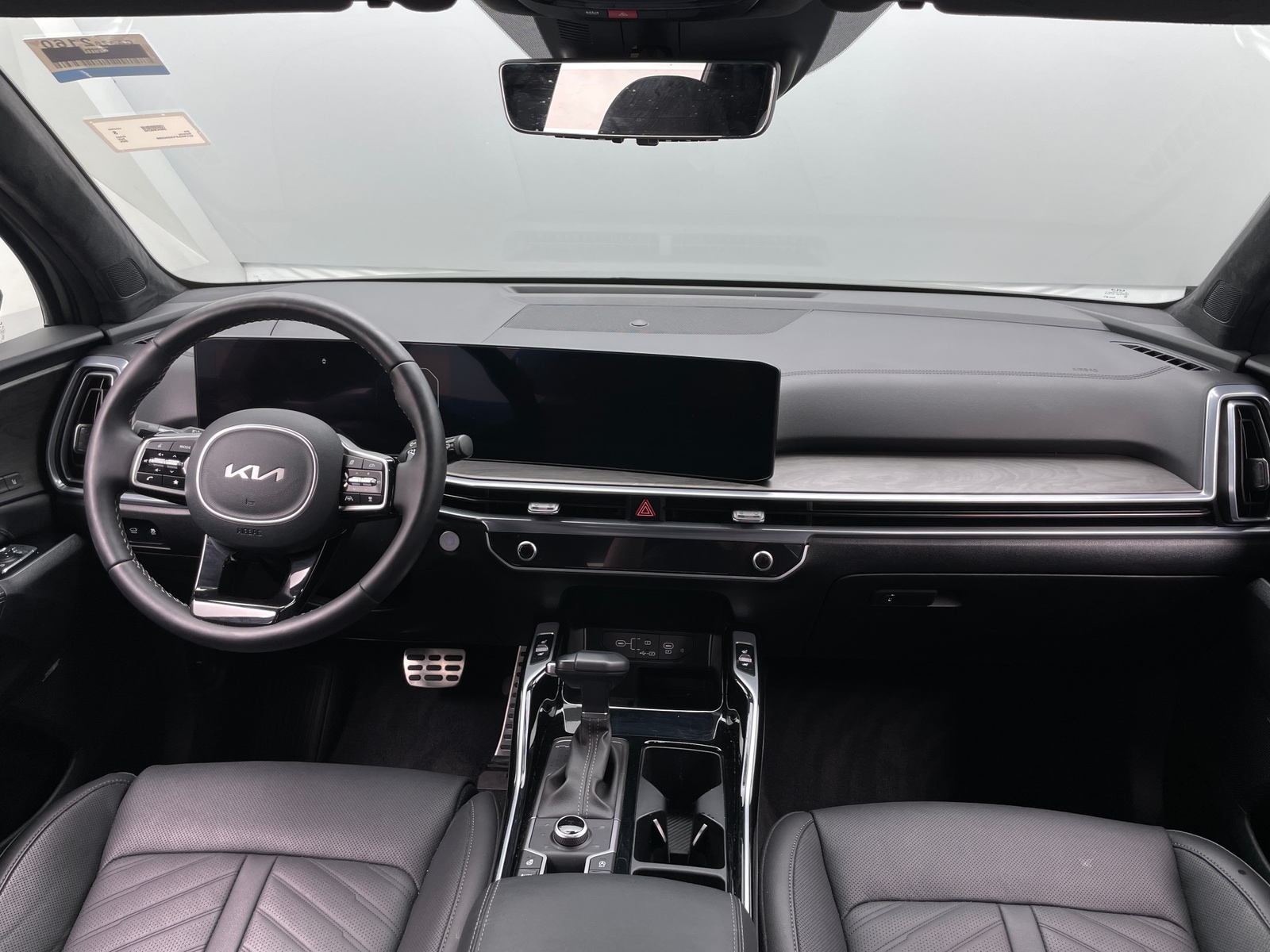 Thumbnail: 2025 Kia Sorento - 2