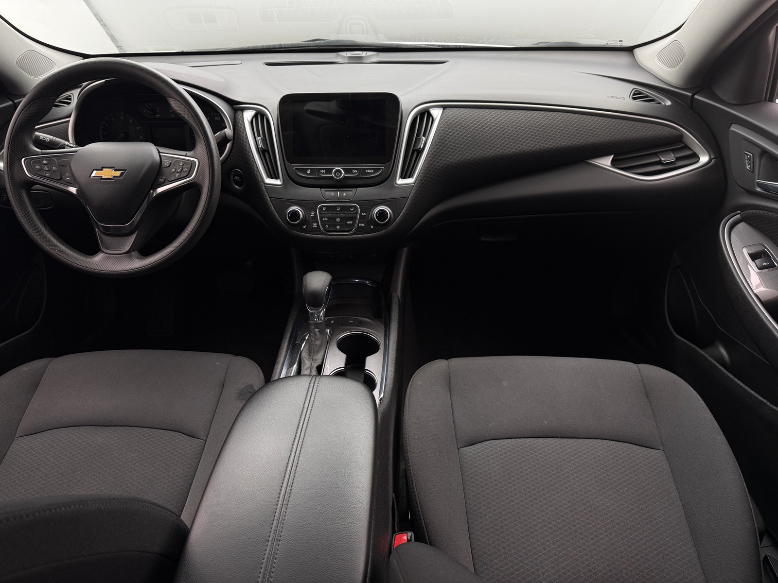 Thumbnail: 2024 Chevrolet Malibu - 3