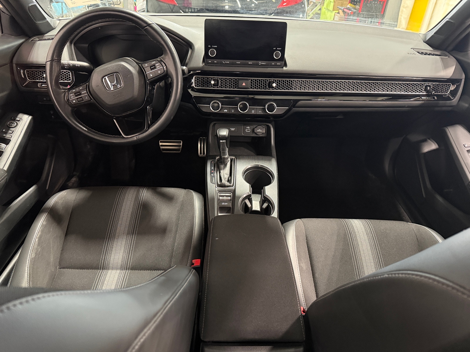 Thumbnail: 2023 Honda Civic - 3