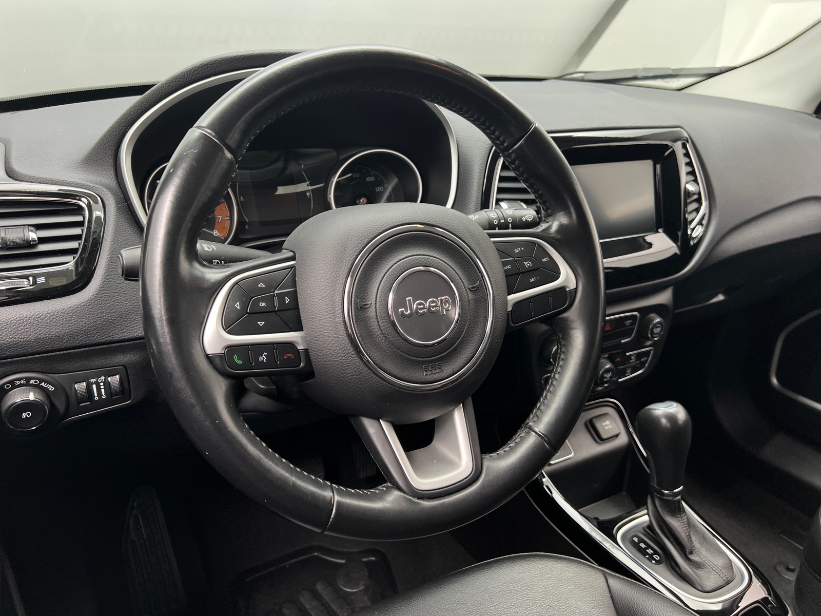 Thumbnail: 2020 Jeep Compass - 4