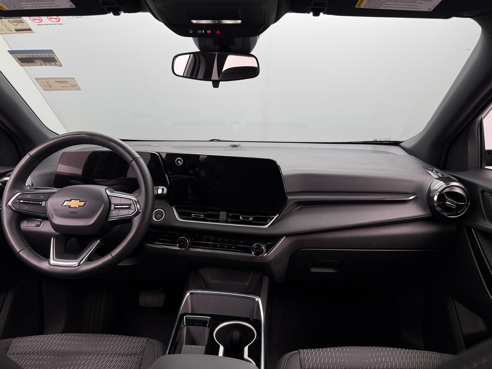 Thumbnail: 2025 Chevrolet Equinox - 3