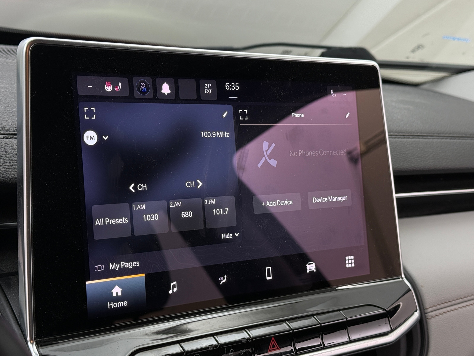 Thumbnail: 2022 Jeep Compass - 3