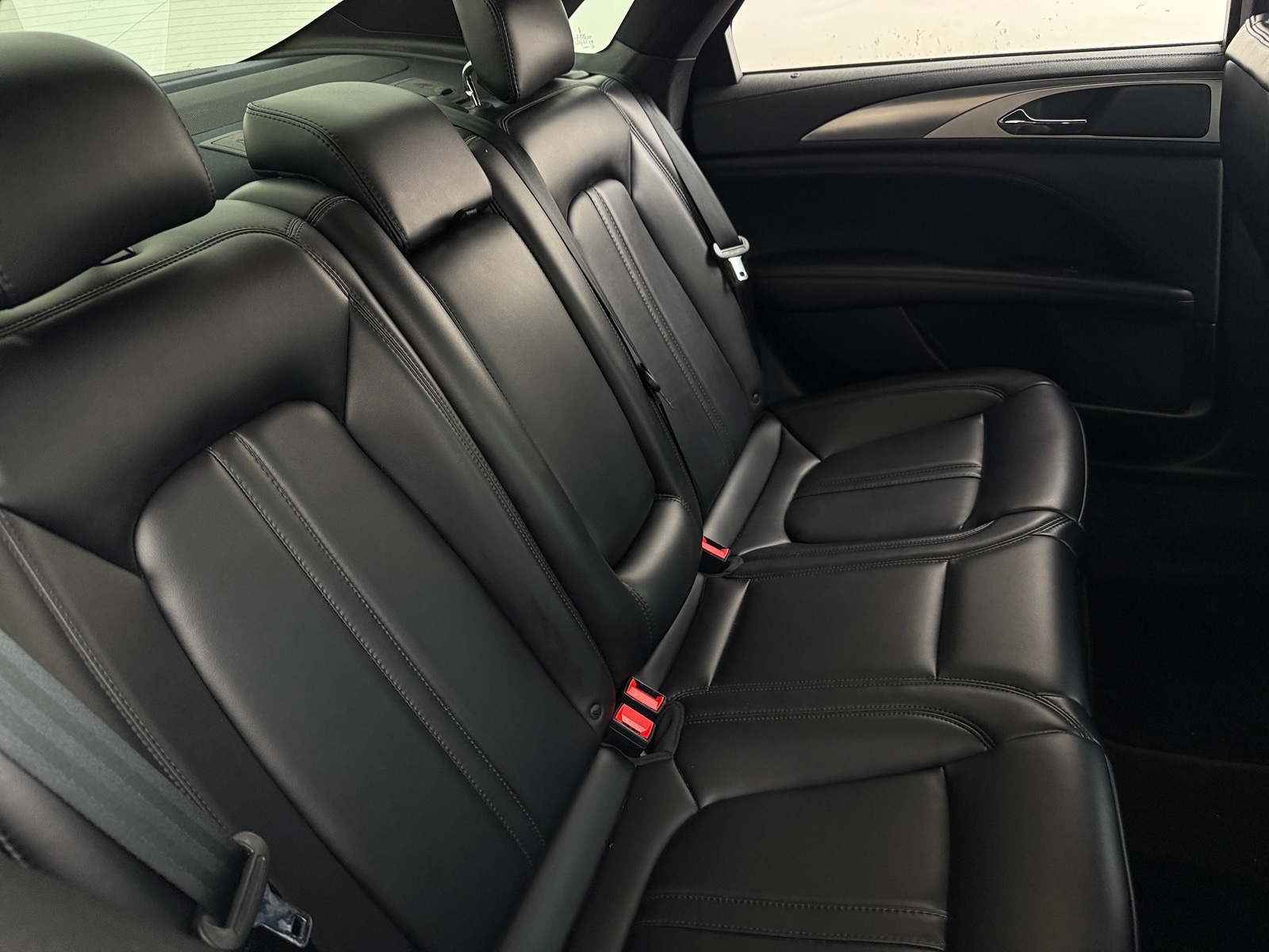 Thumbnail: 2020 Lincoln MKZ - 5