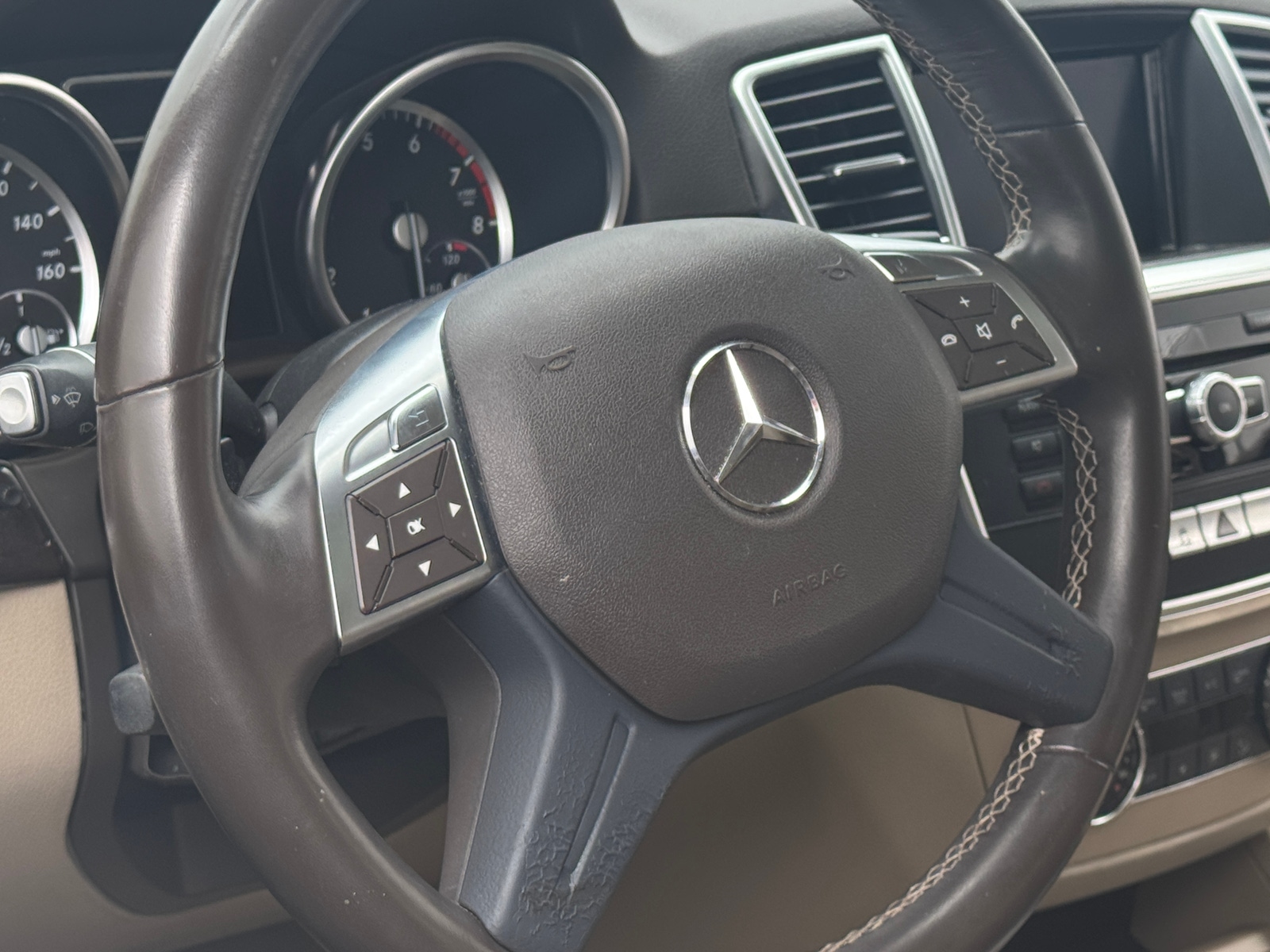 Thumbnail: 2014 Mercedes-Benz M-Class - 4
