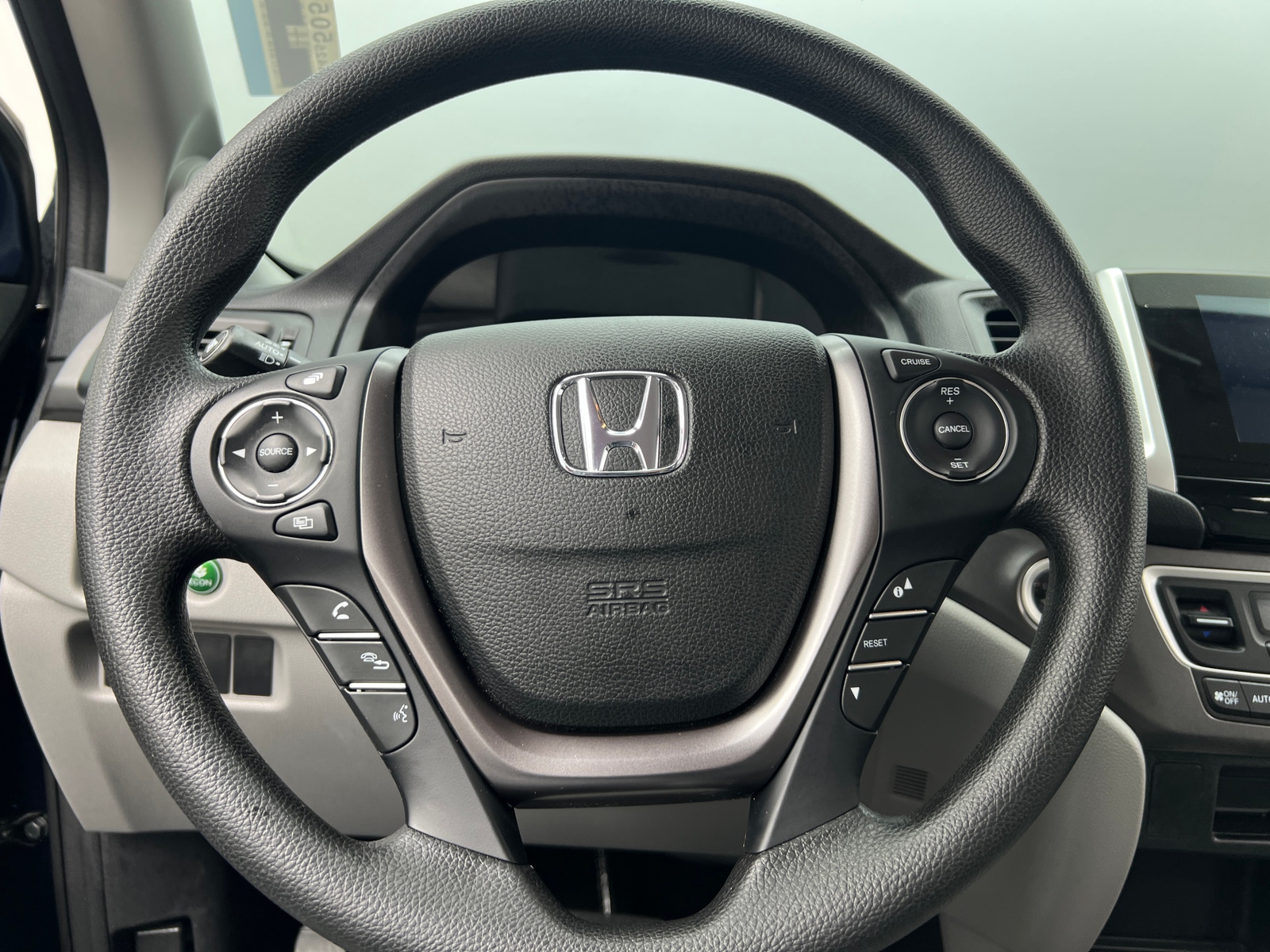 Thumbnail: 2018 Honda Pilot - 5