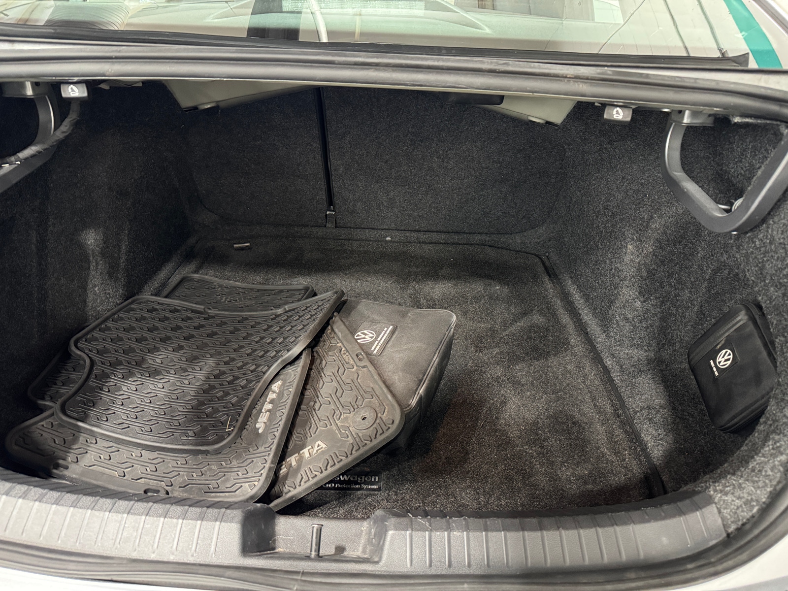 Thumbnail: 2021 Volkswagen Jetta - 7