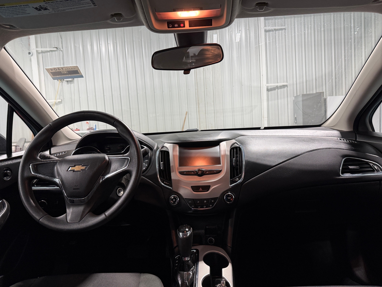 Thumbnail: 2016 Chevrolet Cruze - 3