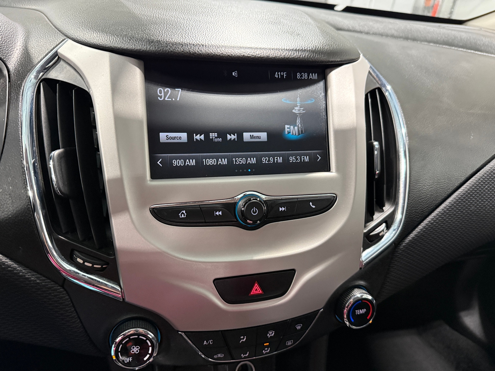 Thumbnail: 2016 Chevrolet Cruze - 4