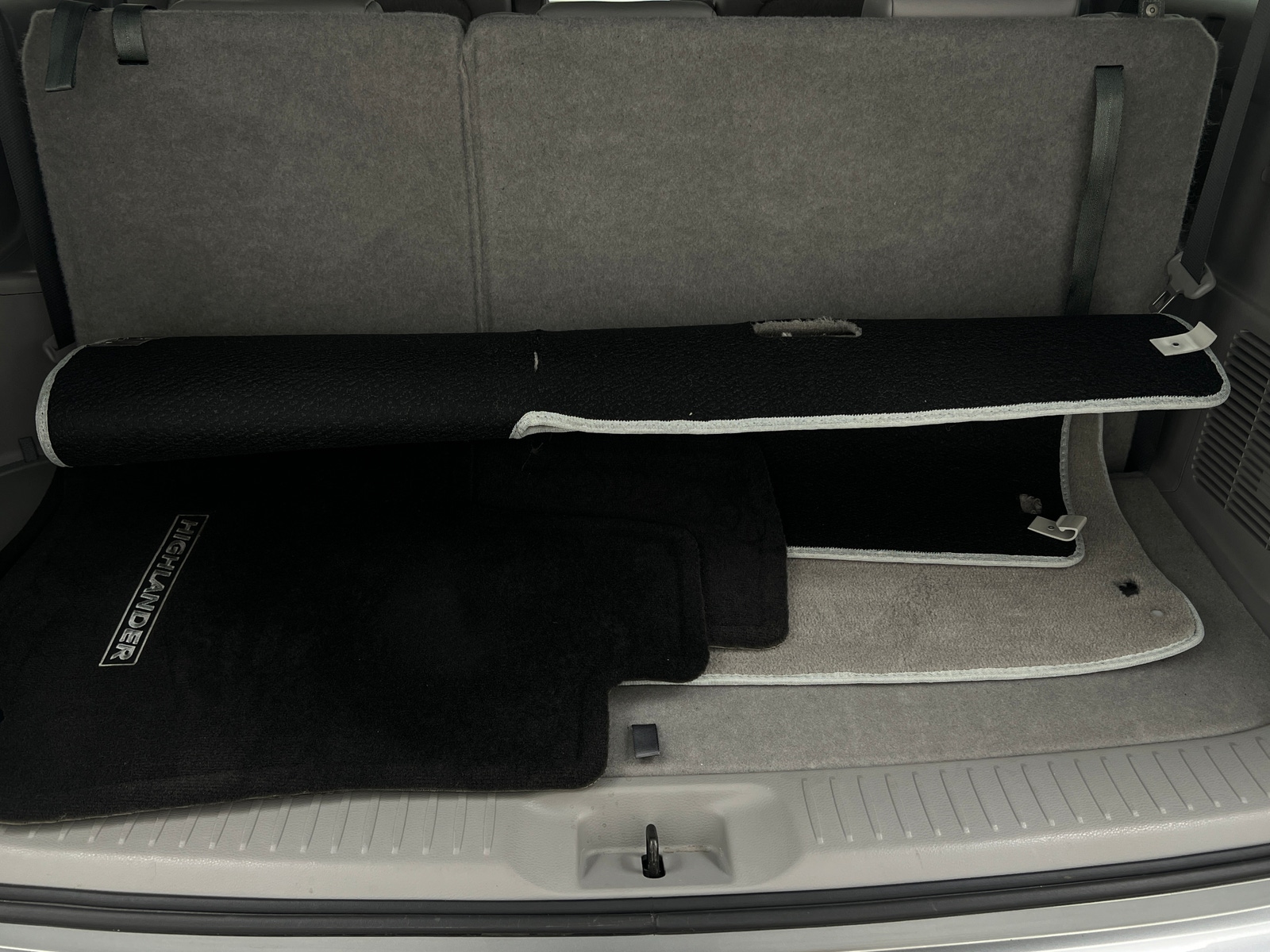 Thumbnail: 2019 Toyota Highlander - 6