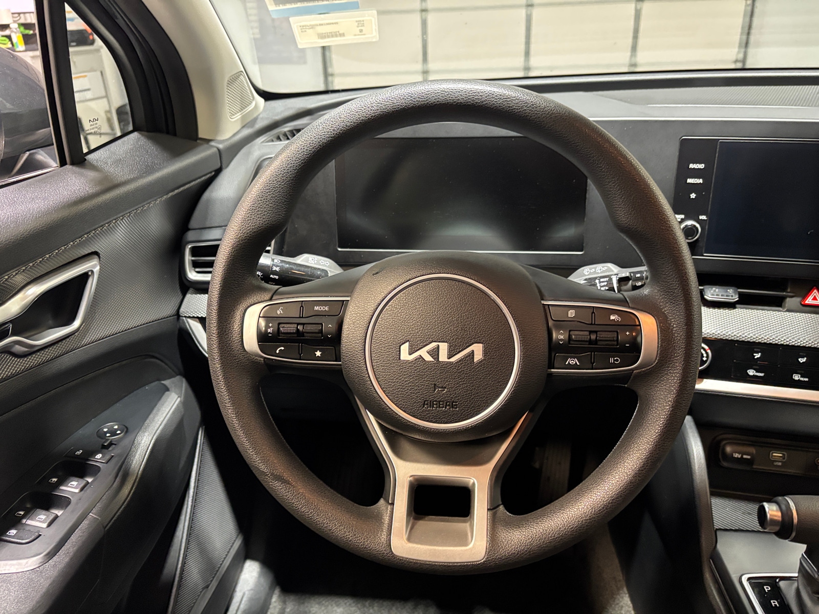 Thumbnail: 2024 Kia Sportage - 5