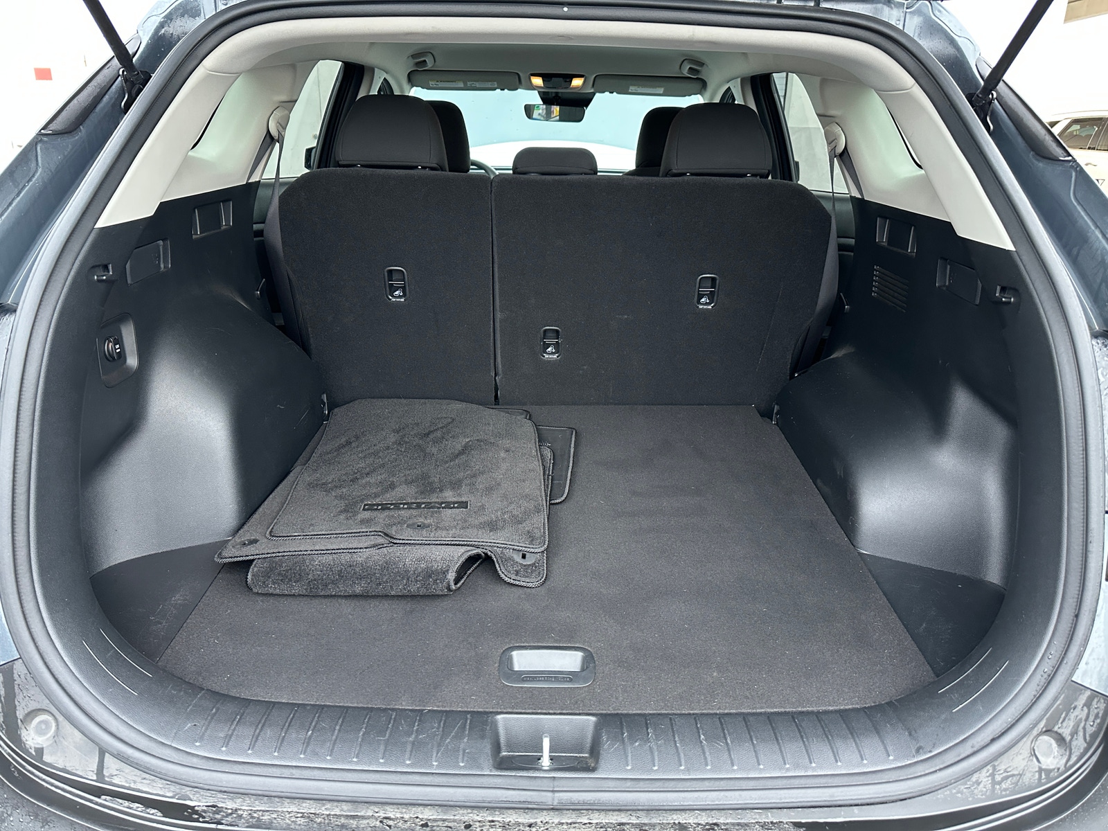 Thumbnail: 2024 Kia Sportage - 7