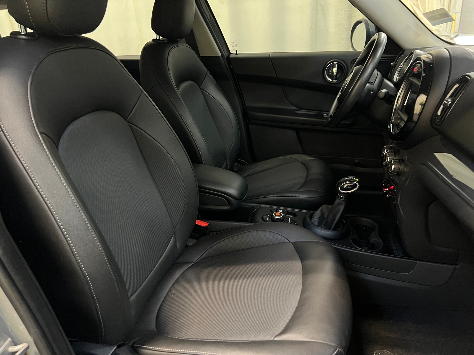 Thumbnail: 2019 MINI Cooper Countryman - 2