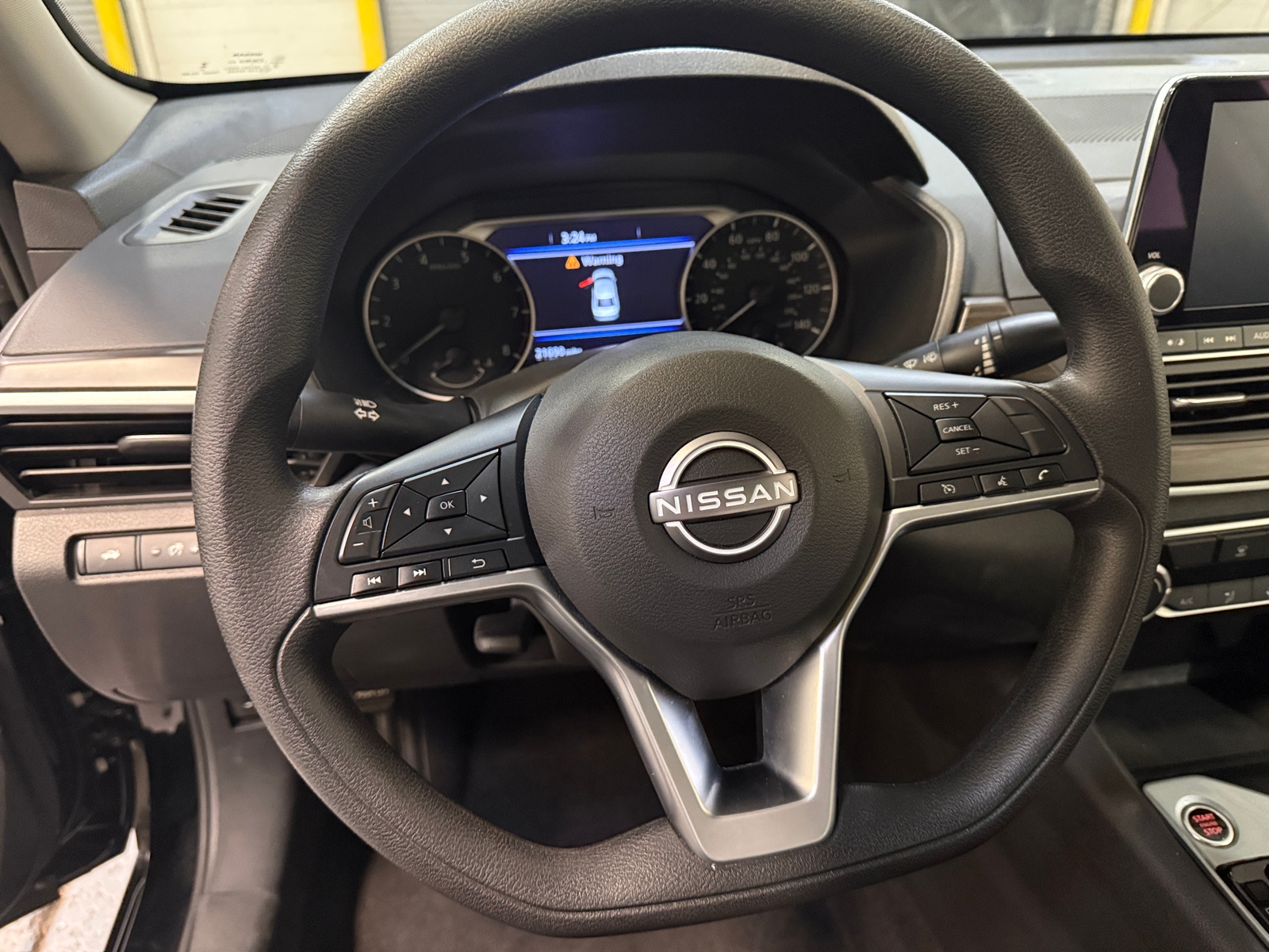 Thumbnail: 2025 Nissan Altima - 5