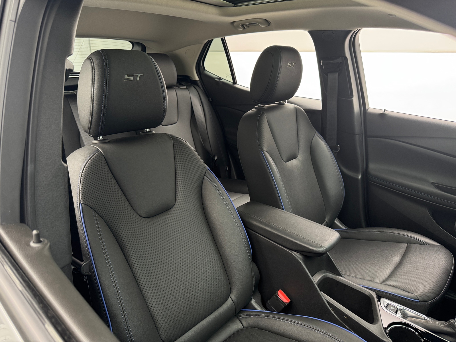 Thumbnail: 2025 Buick Encore GX - 2