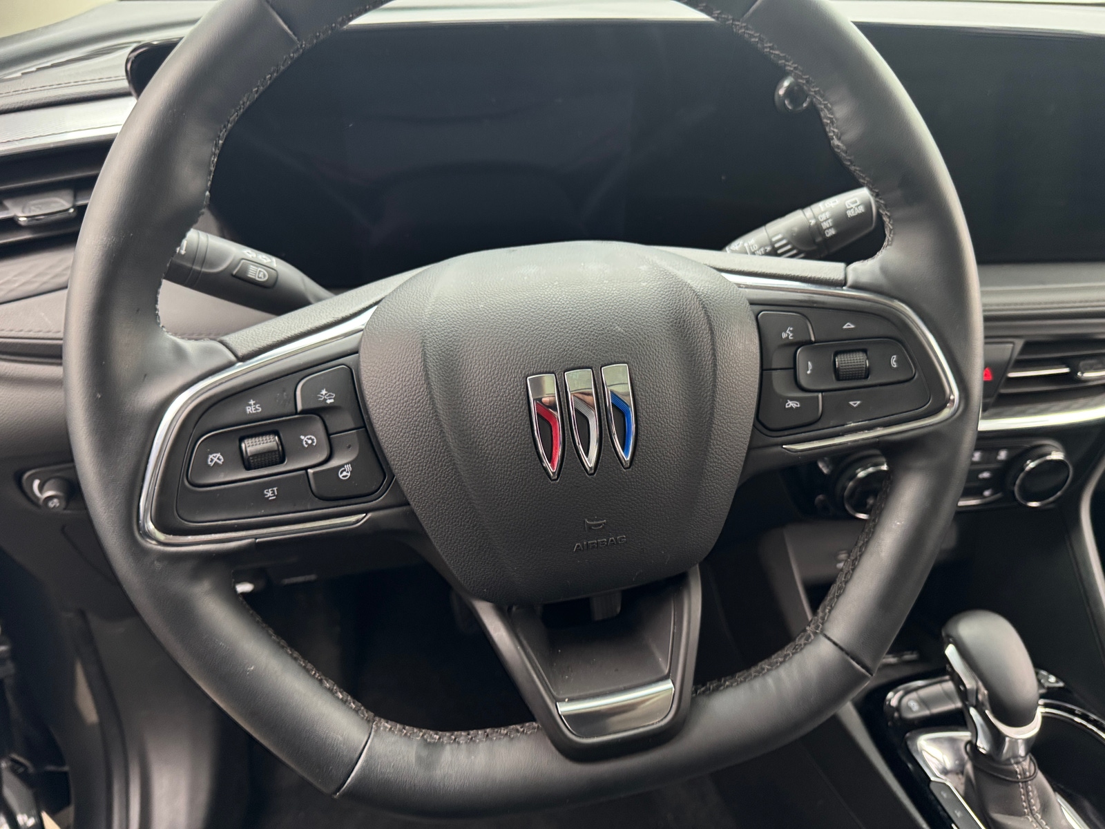 Thumbnail: 2025 Buick Encore GX - 5