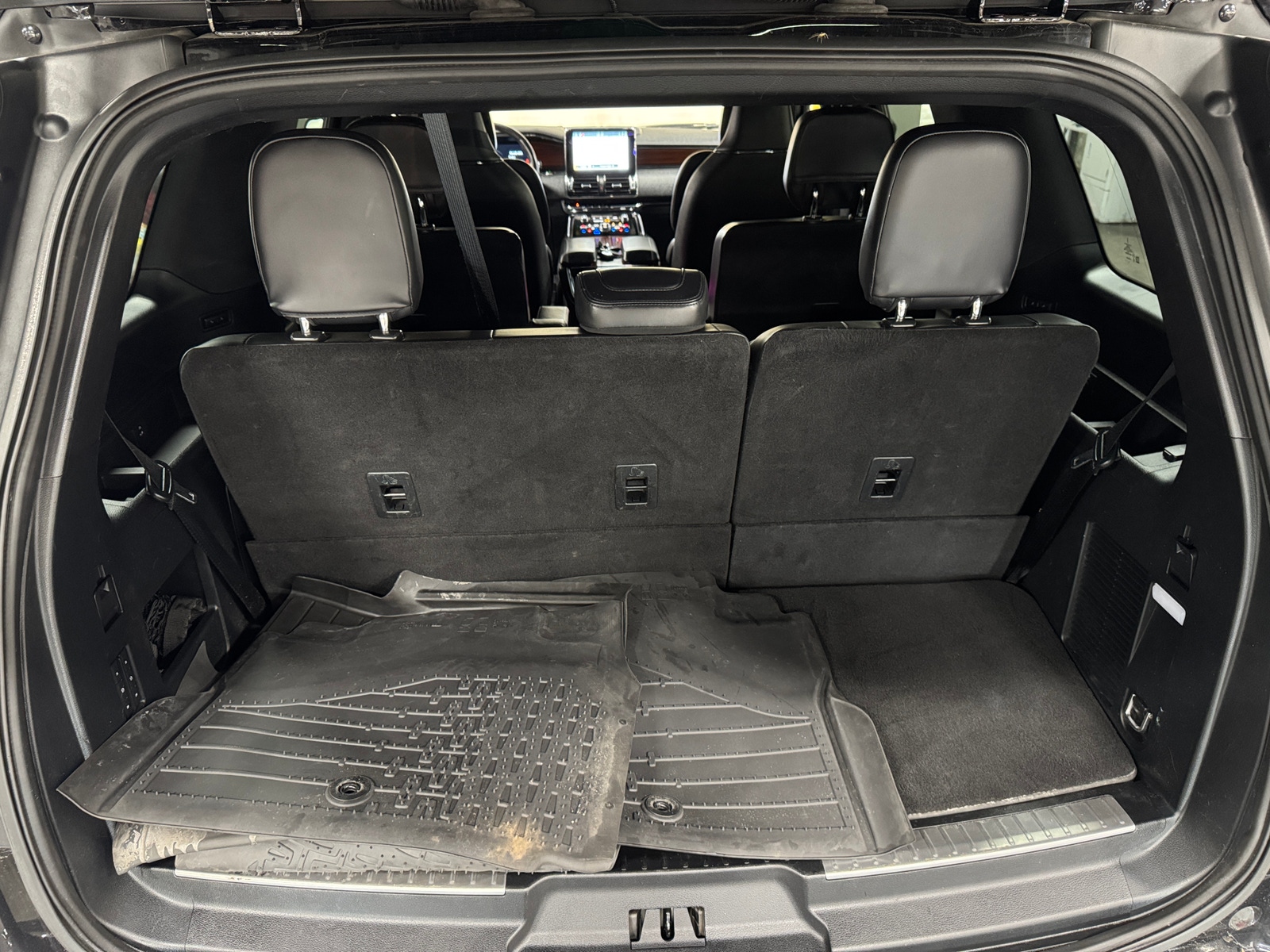 Thumbnail: 2020 Lincoln Navigator - 6