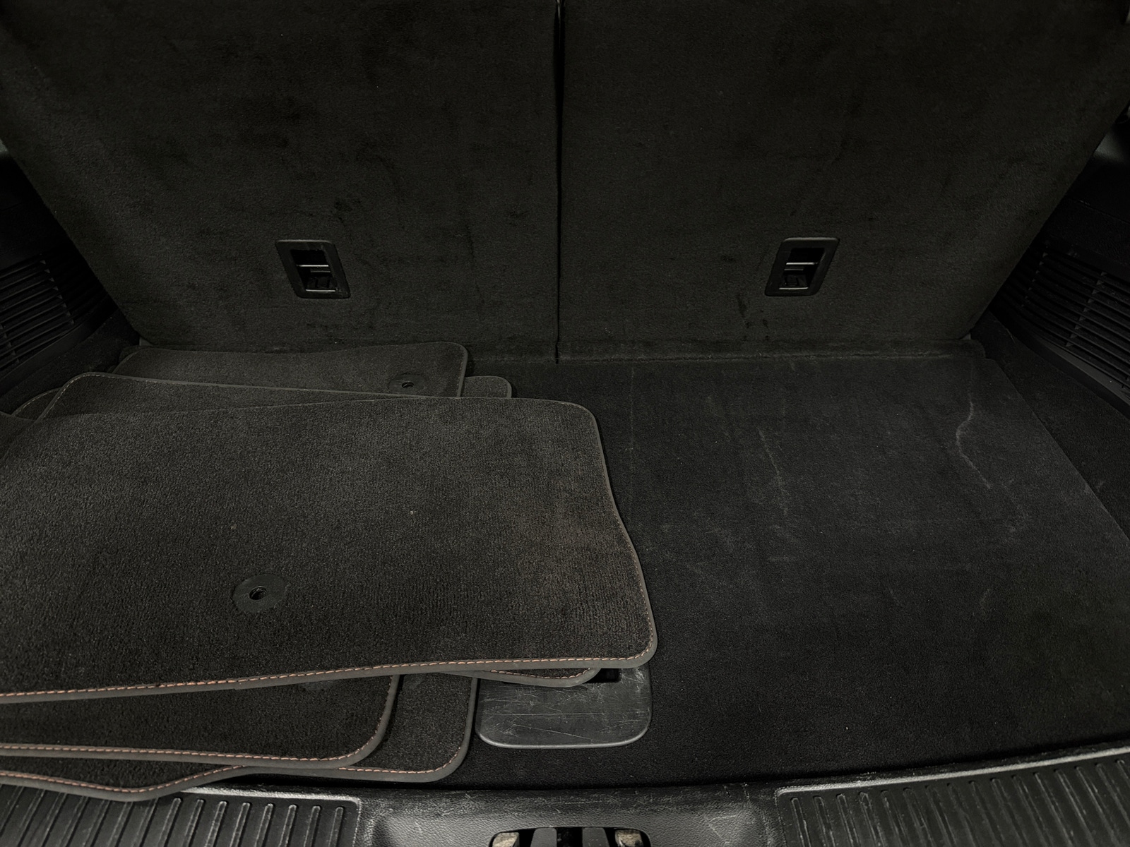 Thumbnail: 2023 Lincoln Aviator - 6