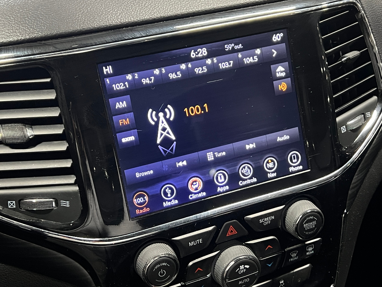 Thumbnail: 2019 Jeep Grand Cherokee - 3