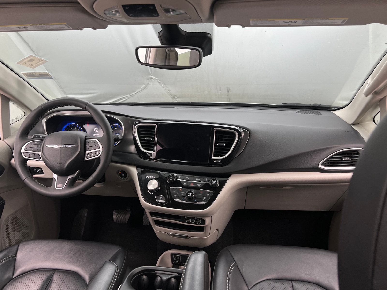 Thumbnail: 2024 Chrysler Pacifica - 2