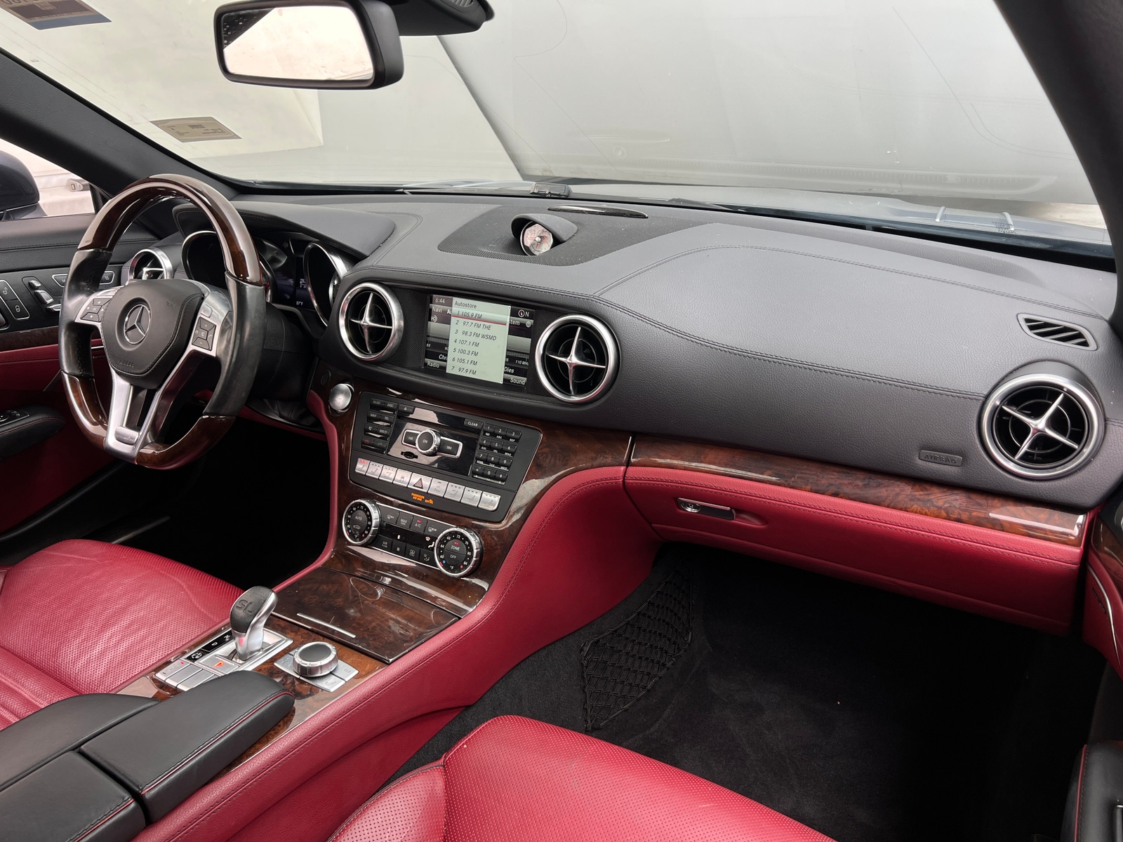 Thumbnail: 2015 Mercedes-Benz SL-Class - 2