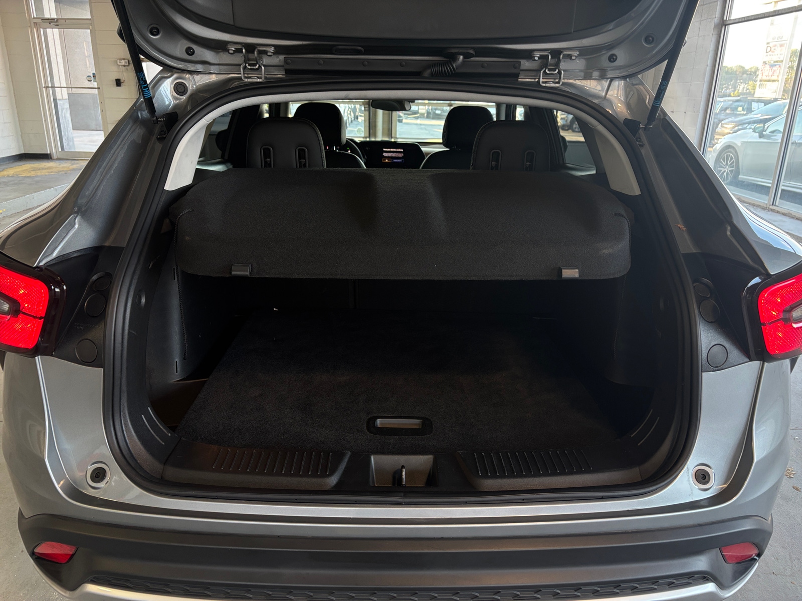 Thumbnail: 2025 Chevrolet Trax - 6