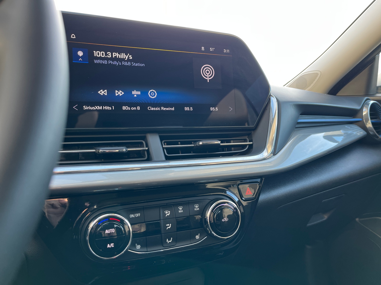 Thumbnail: 2025 Chevrolet Trax - 4