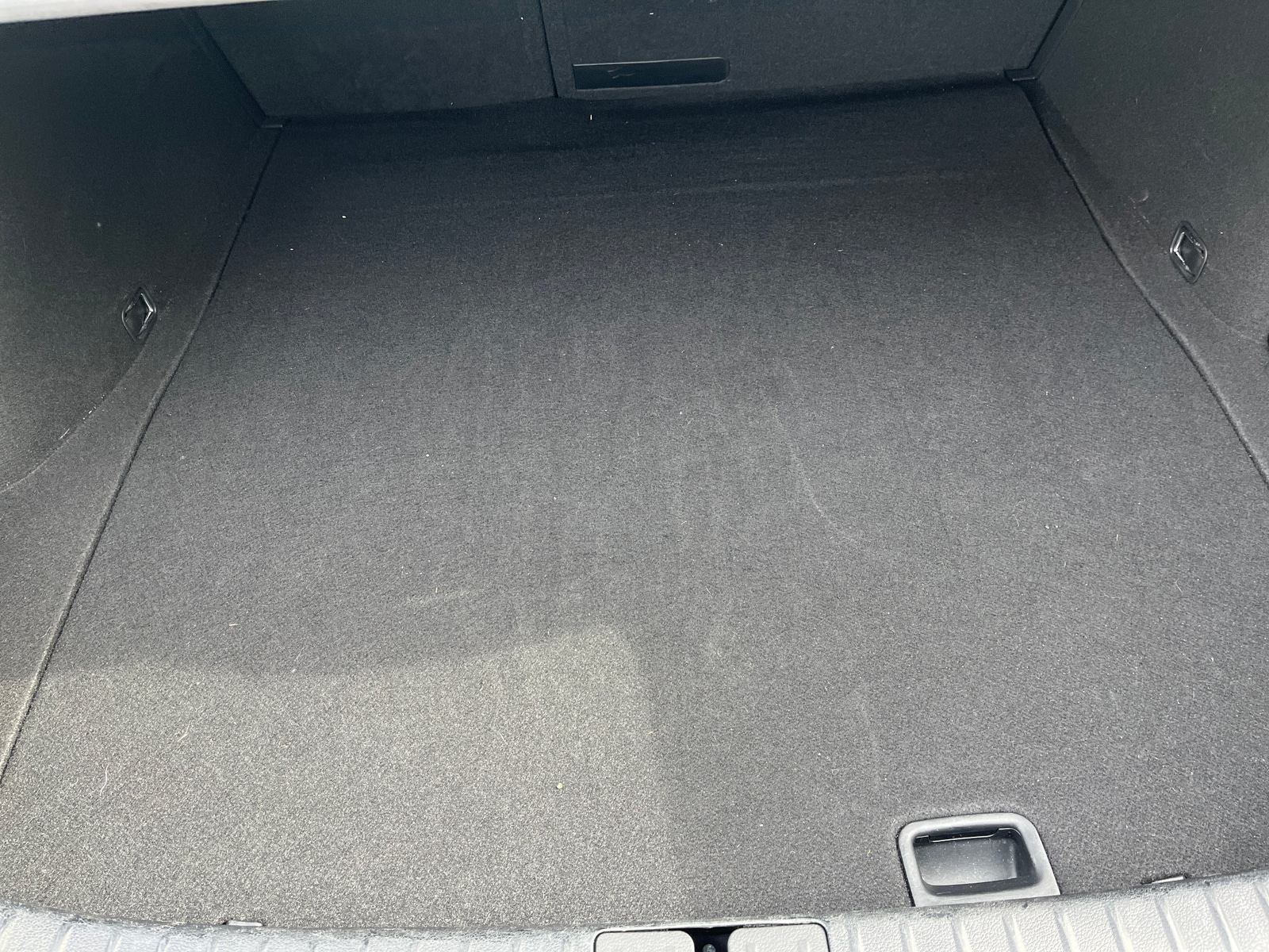 Thumbnail: 2025 Genesis G70 - 6