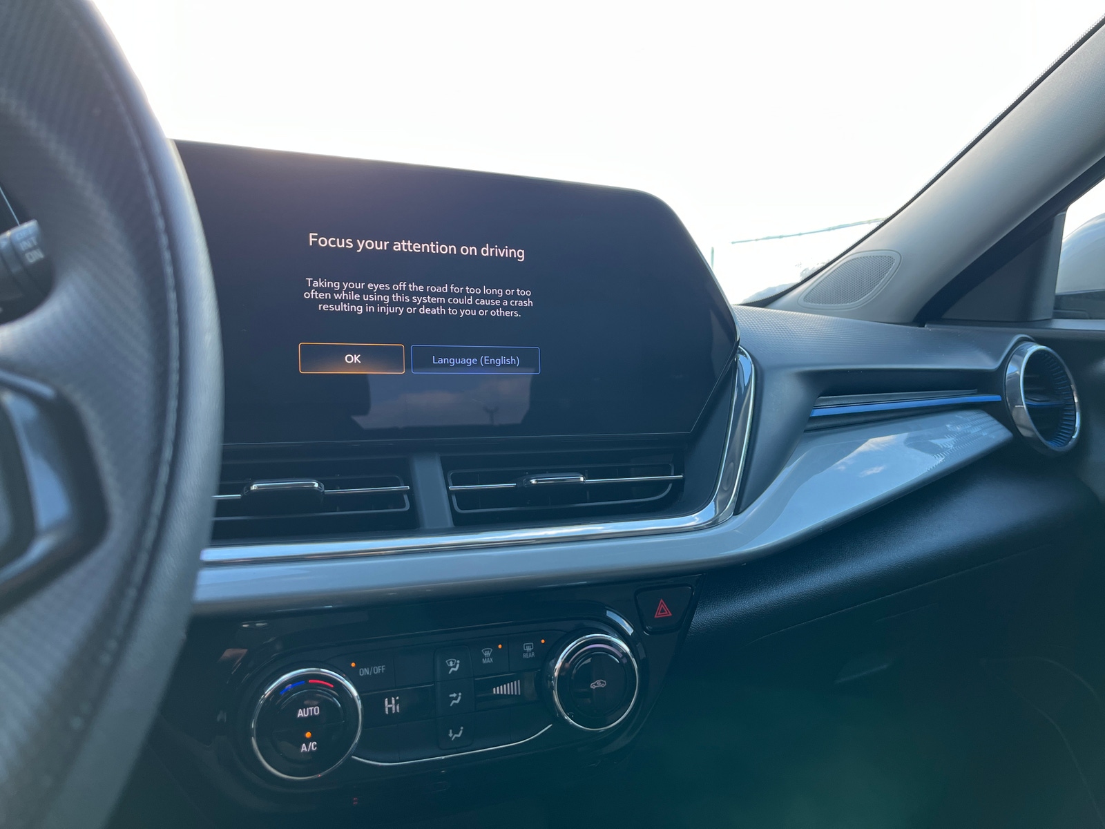 Thumbnail: 2025 Chevrolet Trax - 4