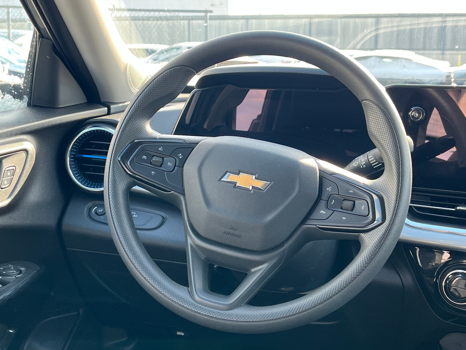 Thumbnail: 2025 Chevrolet Trax - 5