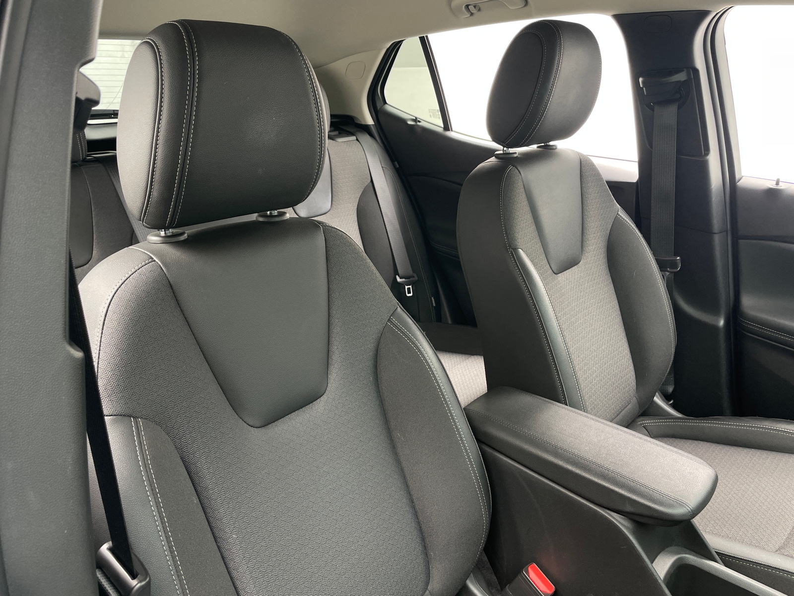 Thumbnail: 2025 Buick Encore GX - 2