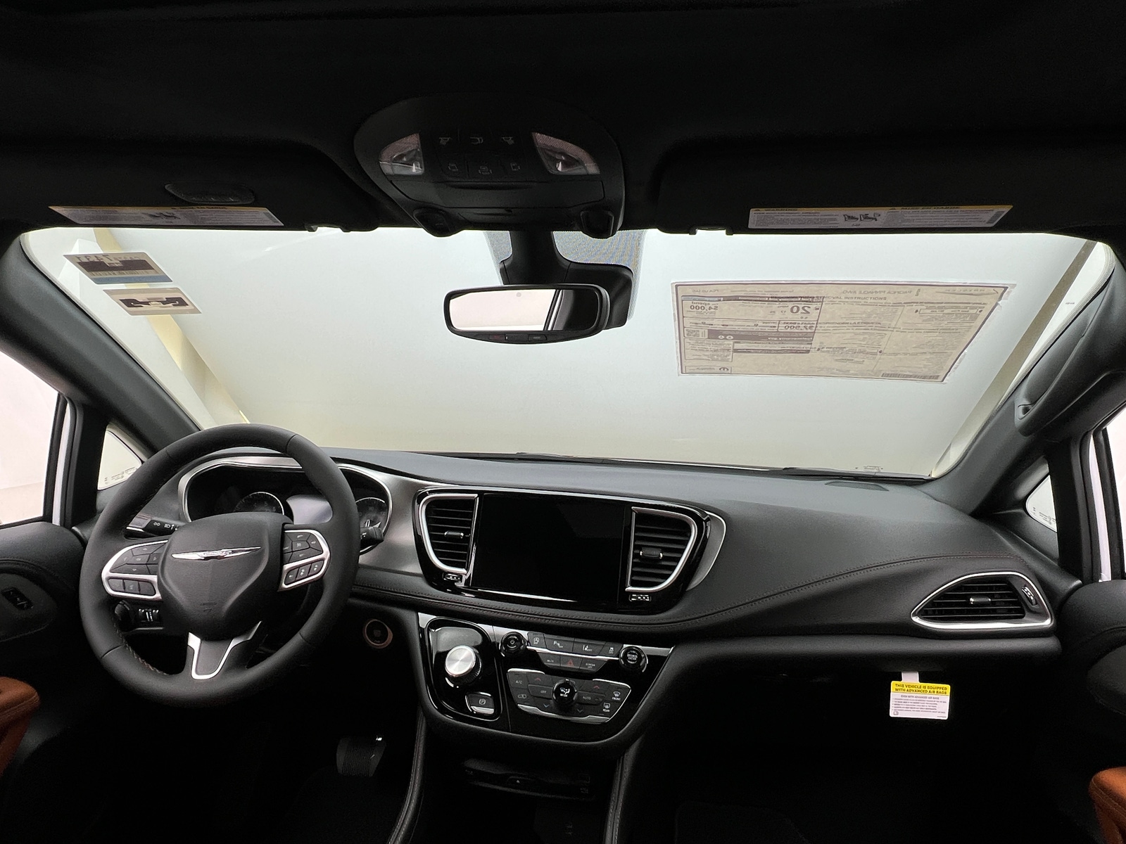 Thumbnail: 2026 Chrysler Pacifica - 2