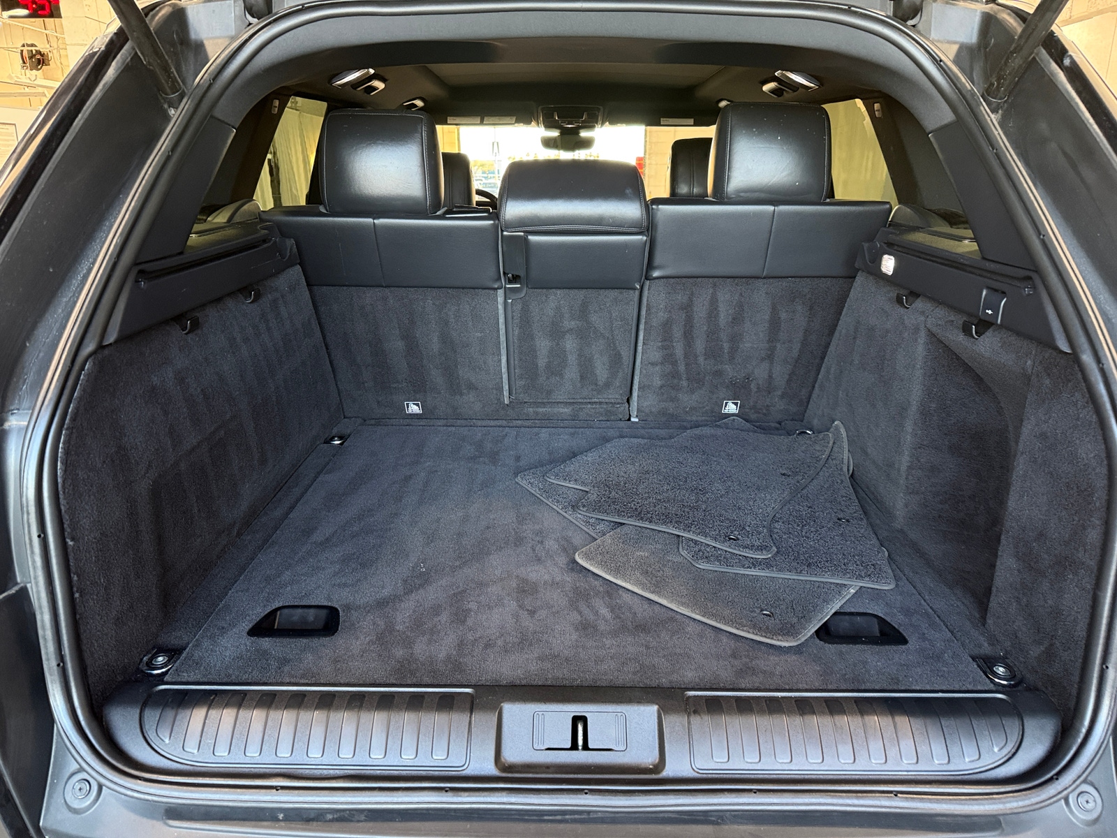 Thumbnail: 2017 Land Rover Range Rover Sport - 6