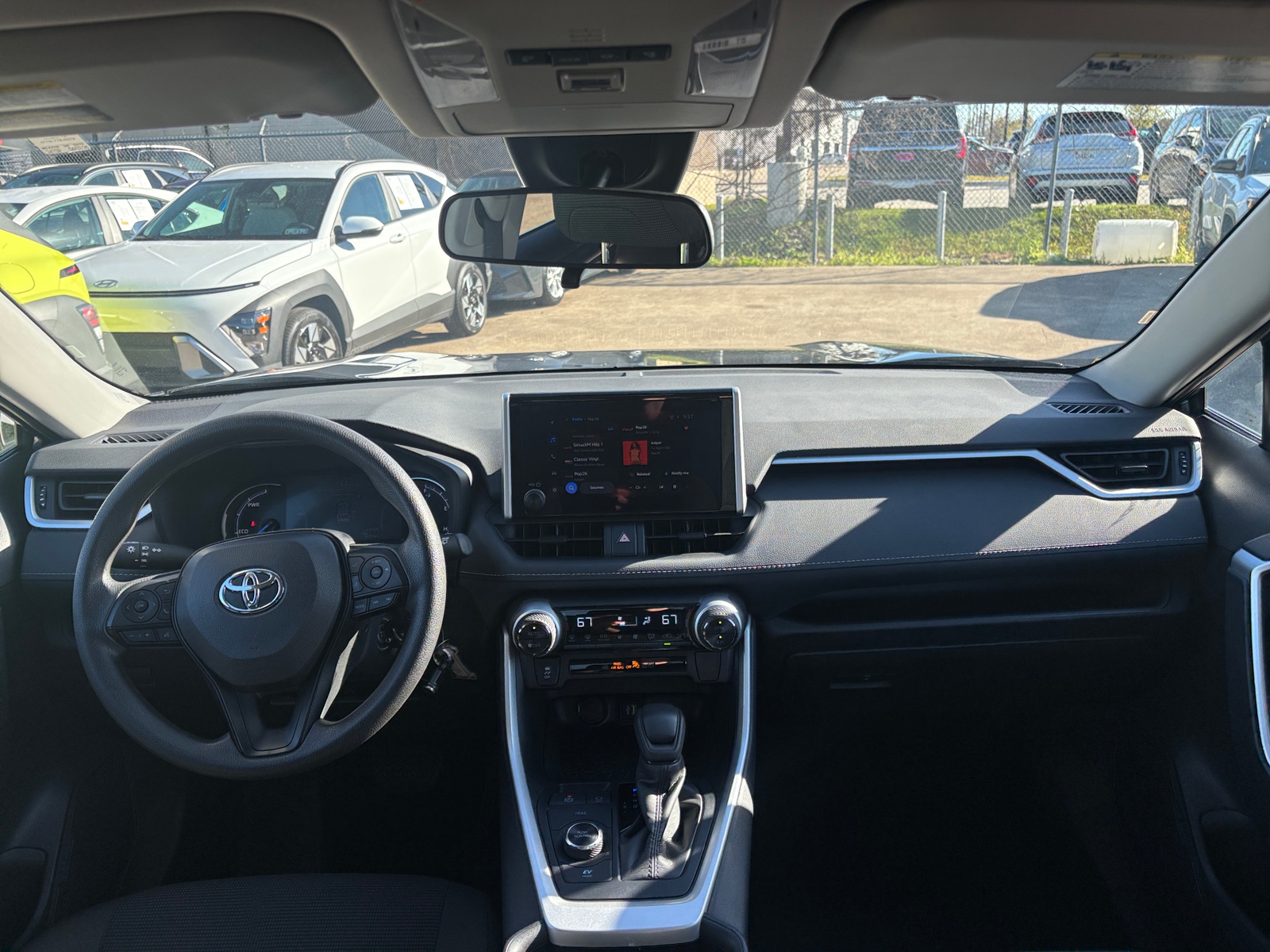 Thumbnail: 2025 Toyota RAV4 - 3