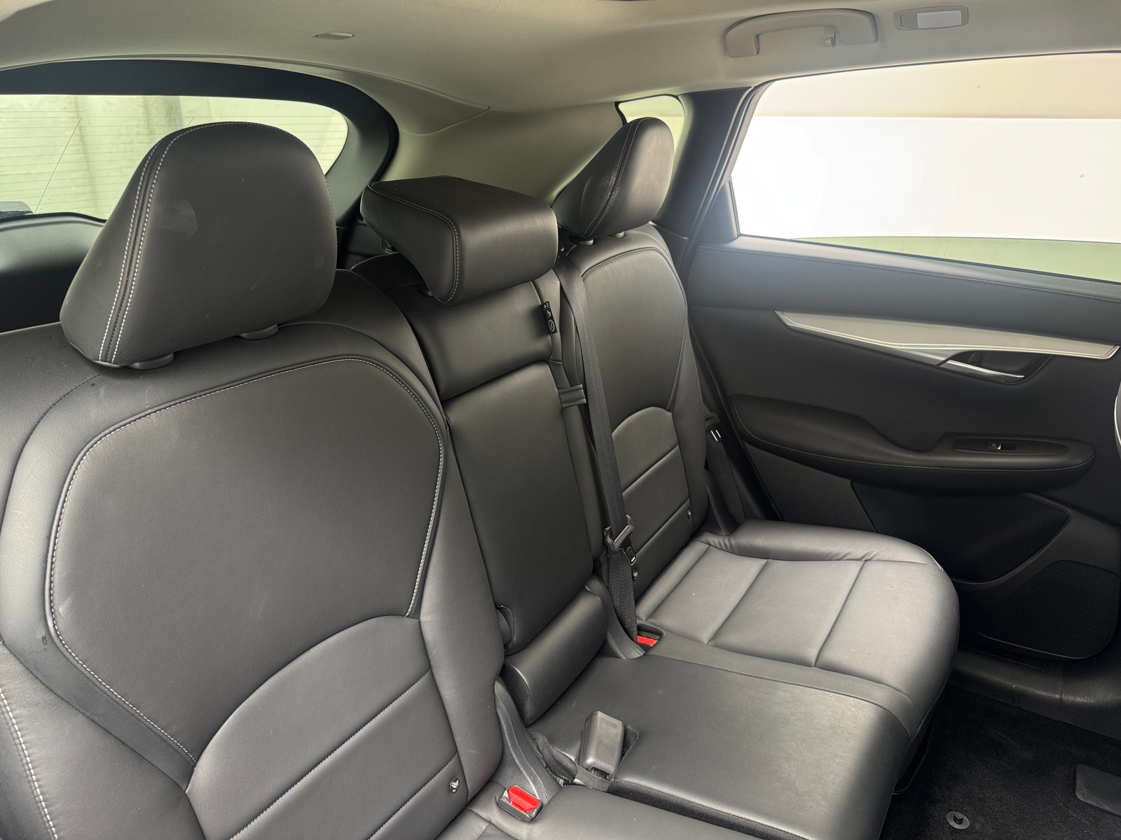 Thumbnail: 2019 INFINITI QX50 - 5