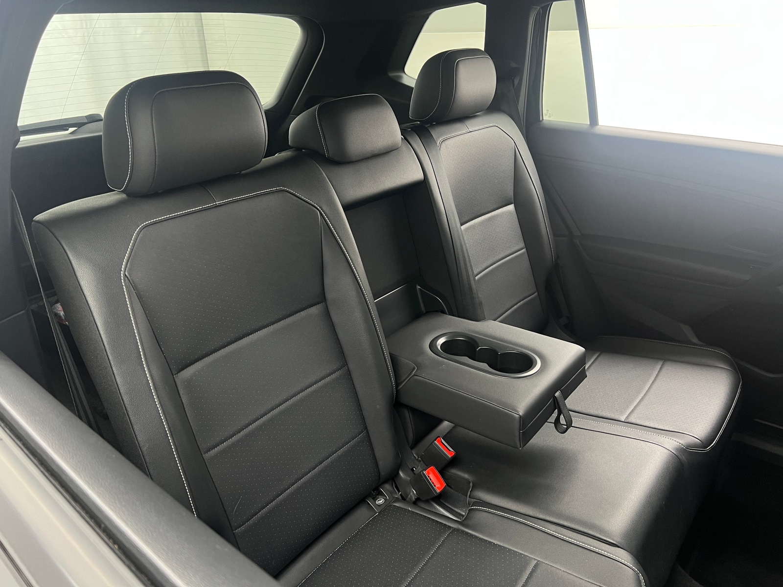 Thumbnail: 2021 Volkswagen Tiguan - 5