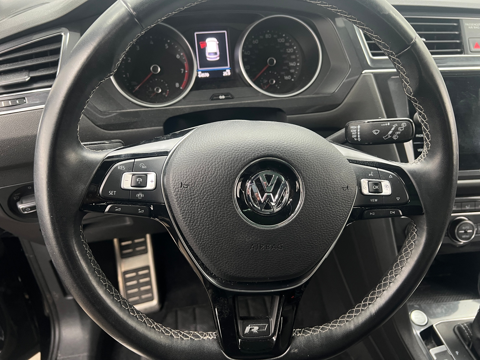 Thumbnail: 2021 Volkswagen Tiguan - 4