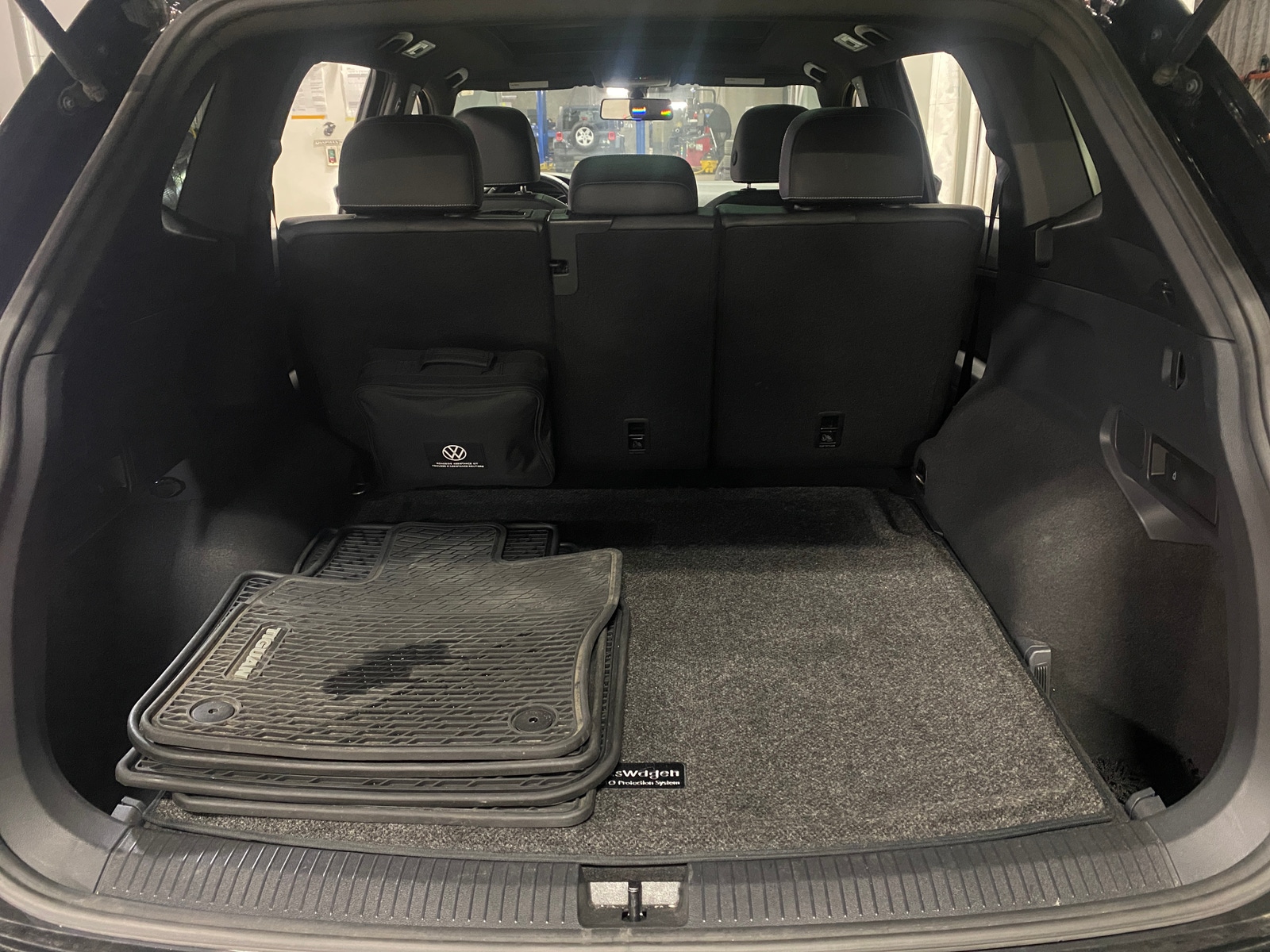 Thumbnail: 2021 Volkswagen Tiguan - 6