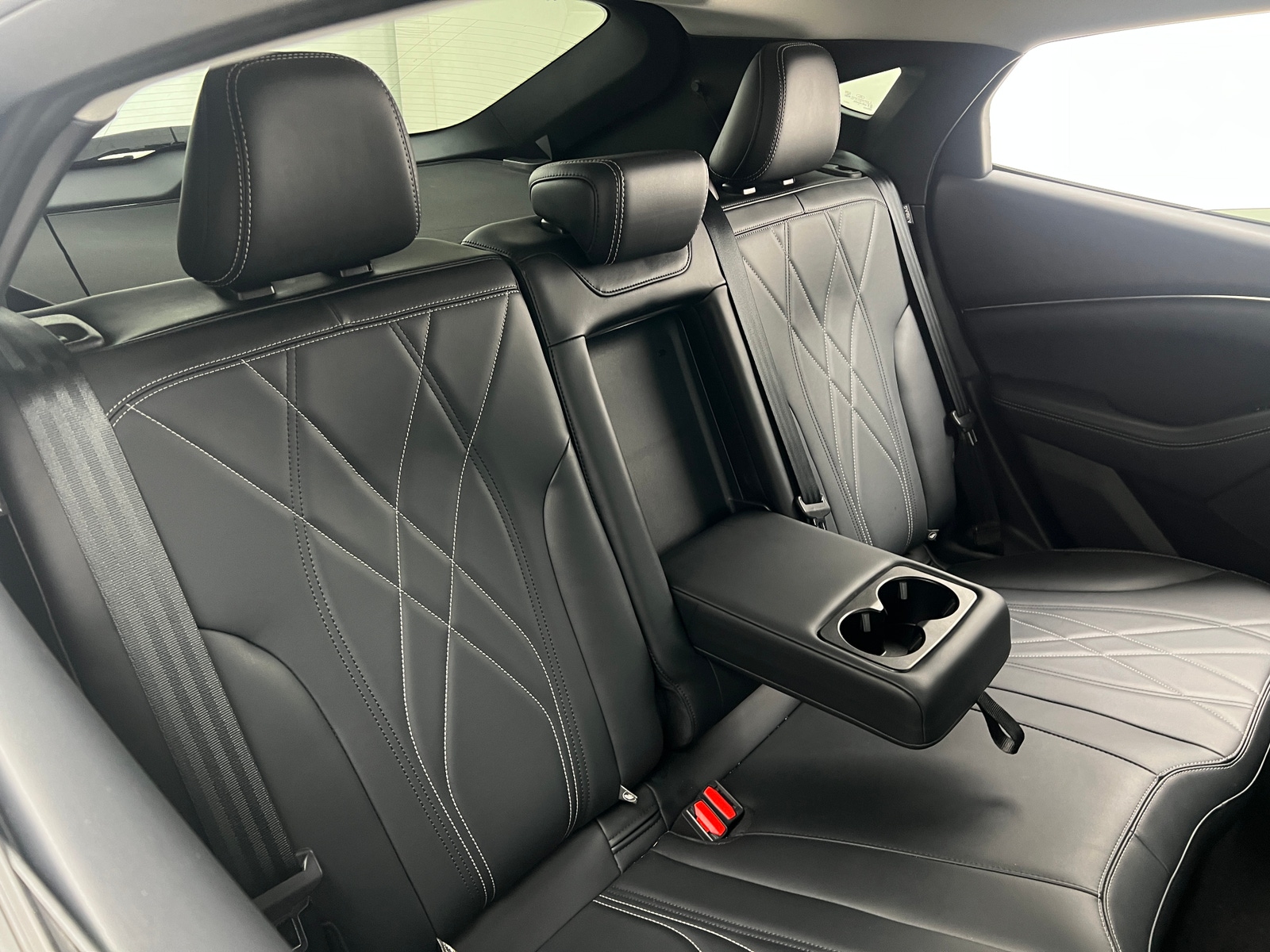 Thumbnail: 2021 Ford Mustang Mach-E - 5