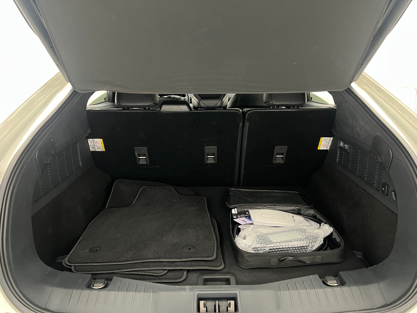 Thumbnail: 2021 Ford Mustang Mach-E - 6