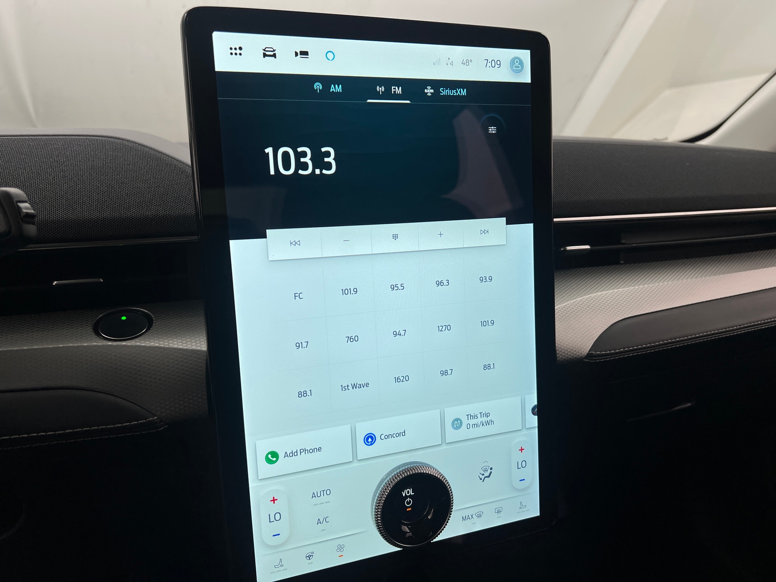 Thumbnail: 2021 Ford Mustang Mach-E - 3