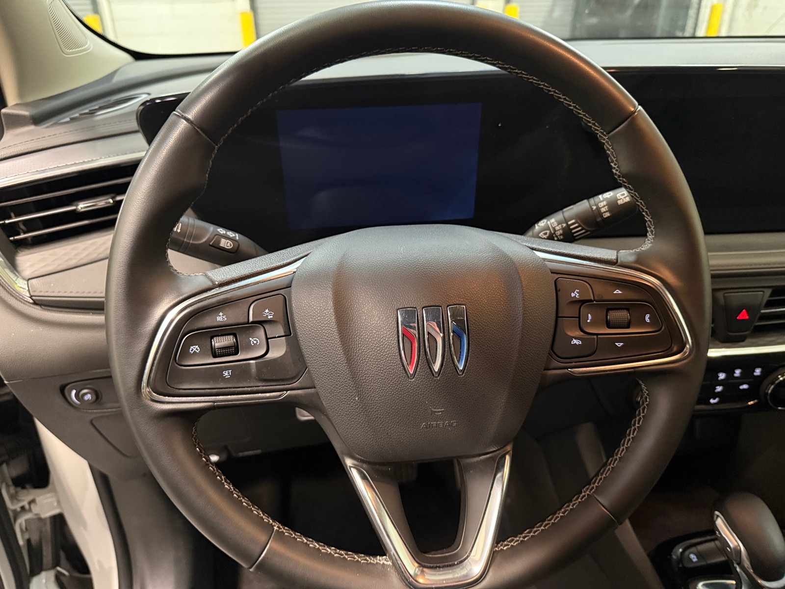 Thumbnail: 2025 Buick Encore GX - 4