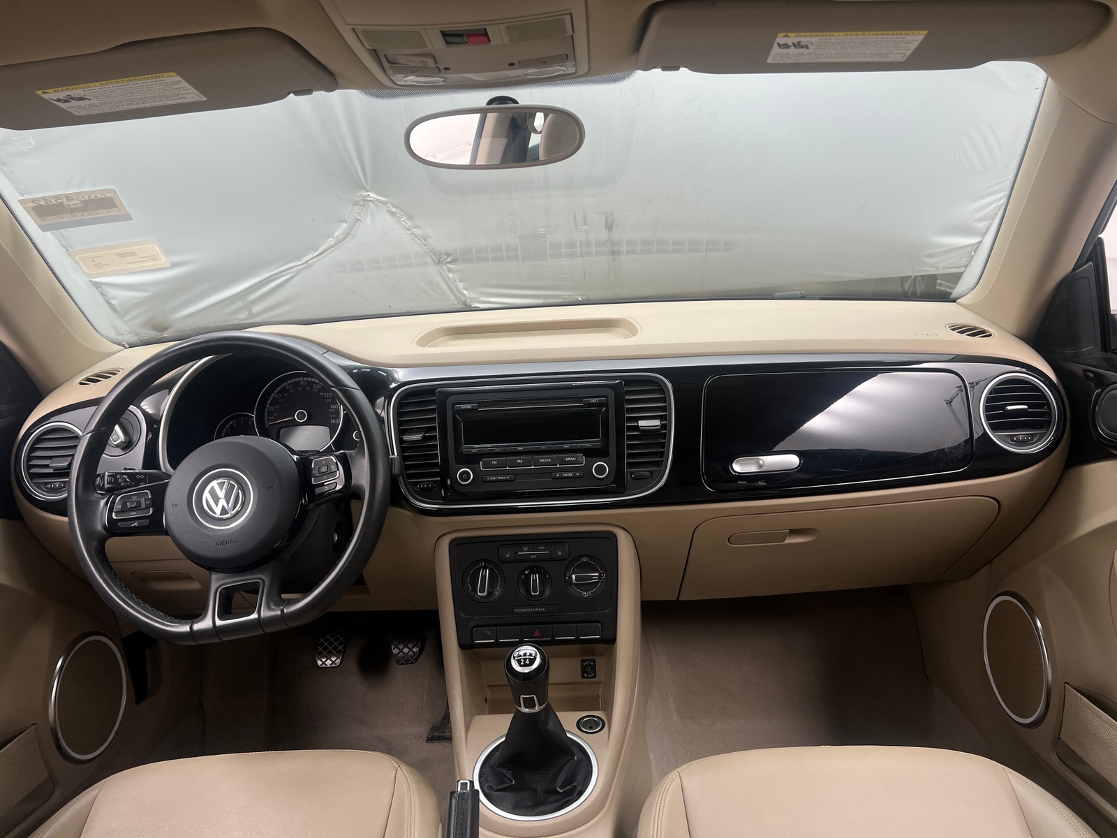 Thumbnail: 2014 Volkswagen Beetle - 2