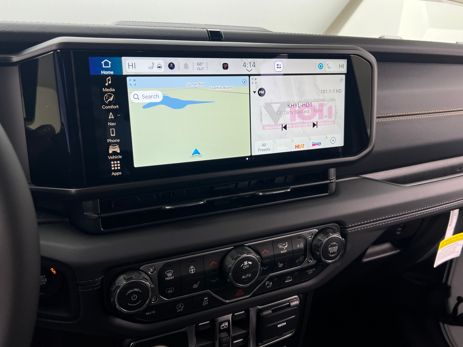 Thumbnail: 2026 Jeep Wrangler - 3