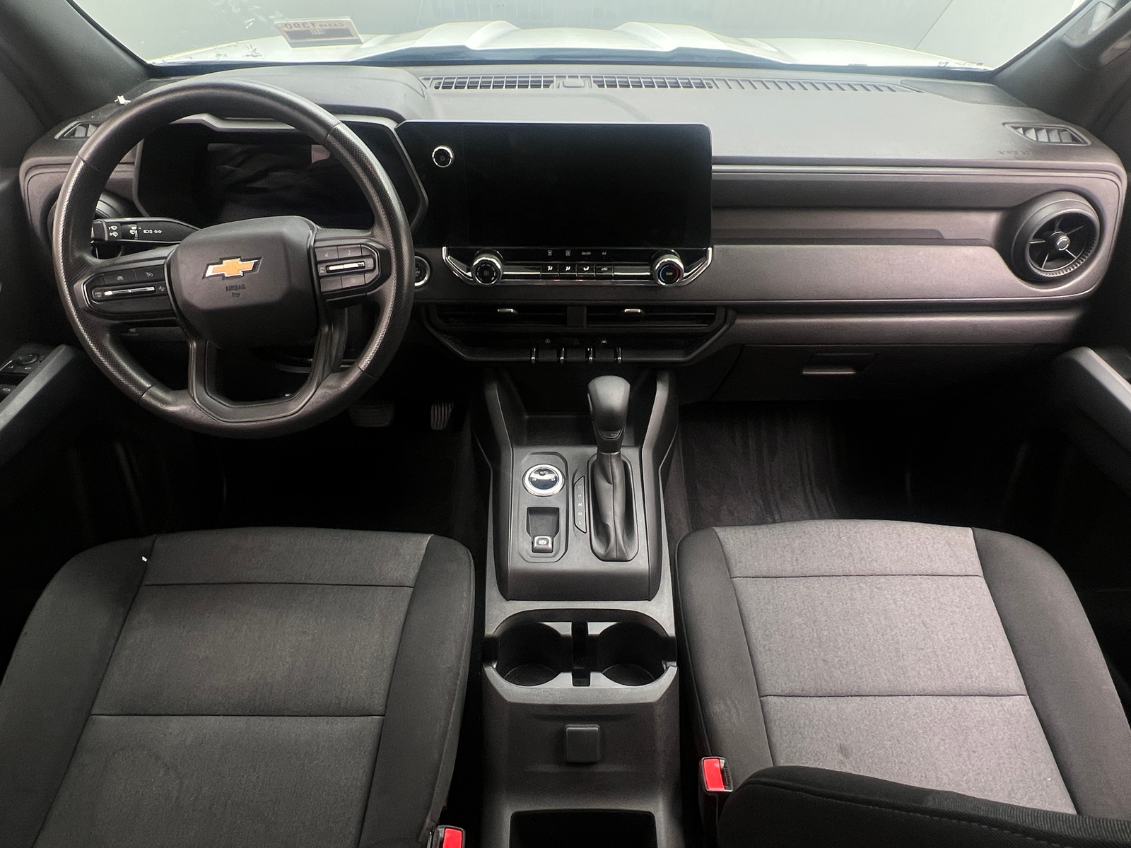 Thumbnail: 2023 Chevrolet Colorado - 3