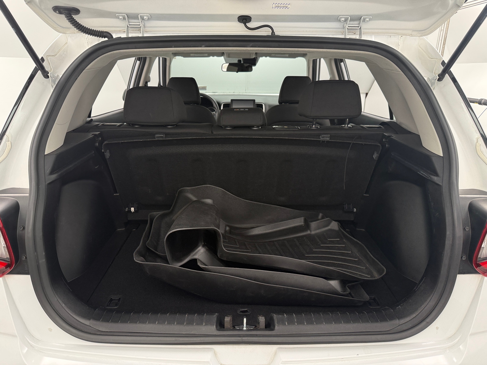 Thumbnail: 2021 Hyundai Venue - 7